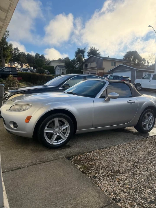2006 Mazda NC MX-5 Miata - Image 4 of 9