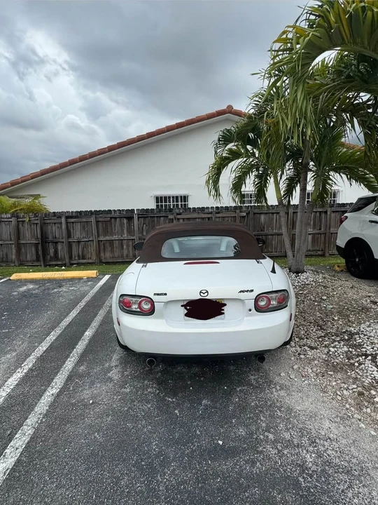 2006 Mazda NC MX-5 Miata - Image 12 of 16