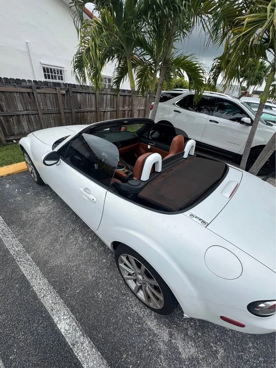 2006 Mazda NC MX-5 Miata - Image 11 of 16