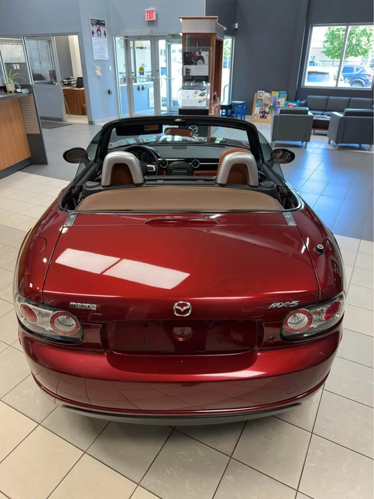 2006 Mazda NC MX-5 Miata - Image 4 of 10
