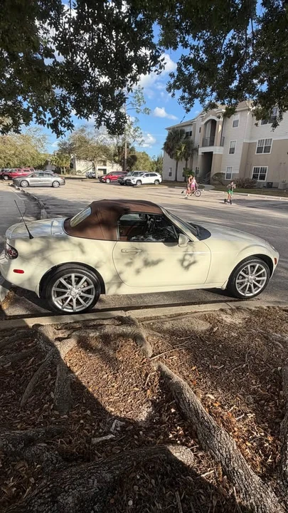 2006 Mazda NC MX-5 Miata - Image 17 of 19