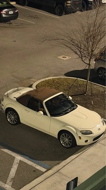2006 Mazda NC MX-5 Miata - Image 12 of 19