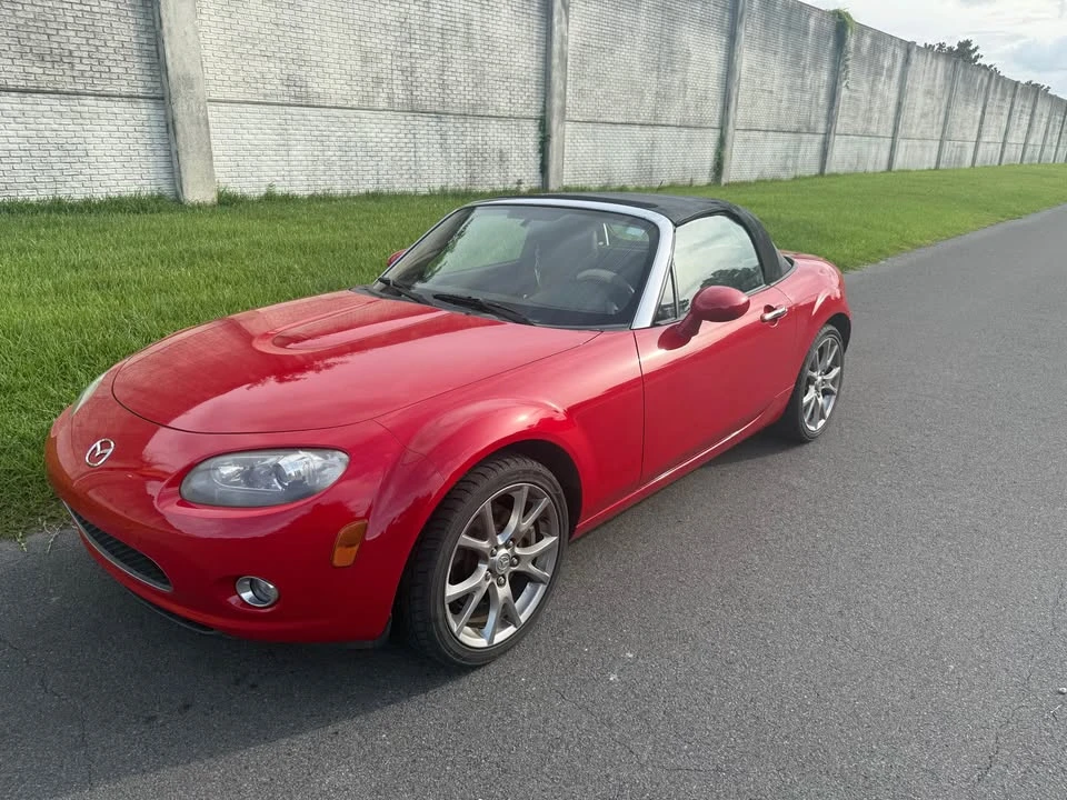 2006 Mazda NC MX-5 Miata - Image 11 of 17
