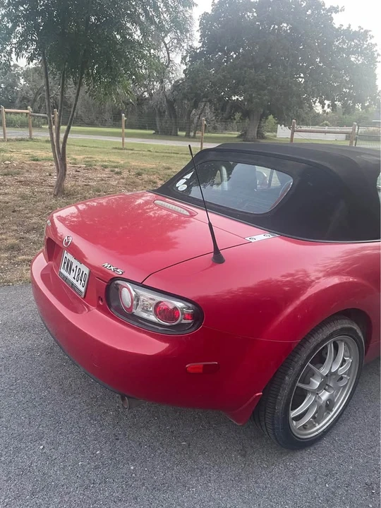 2006 Mazda NC MX-5 Miata - Image 4 of 6