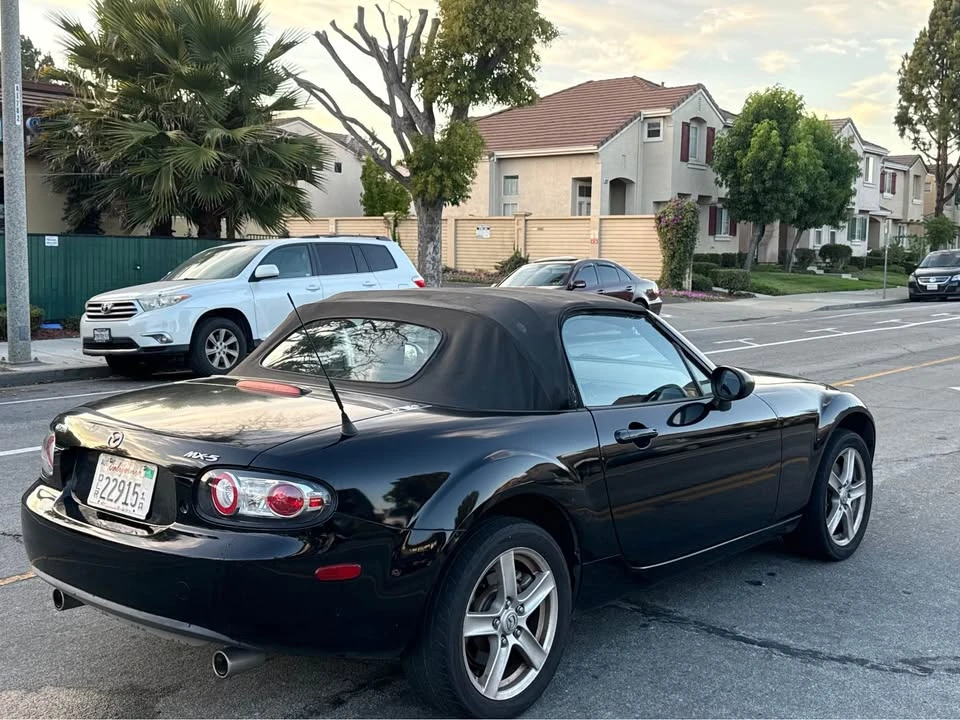 2006 Mazda NC MX-5 Miata - Image 3 of 10