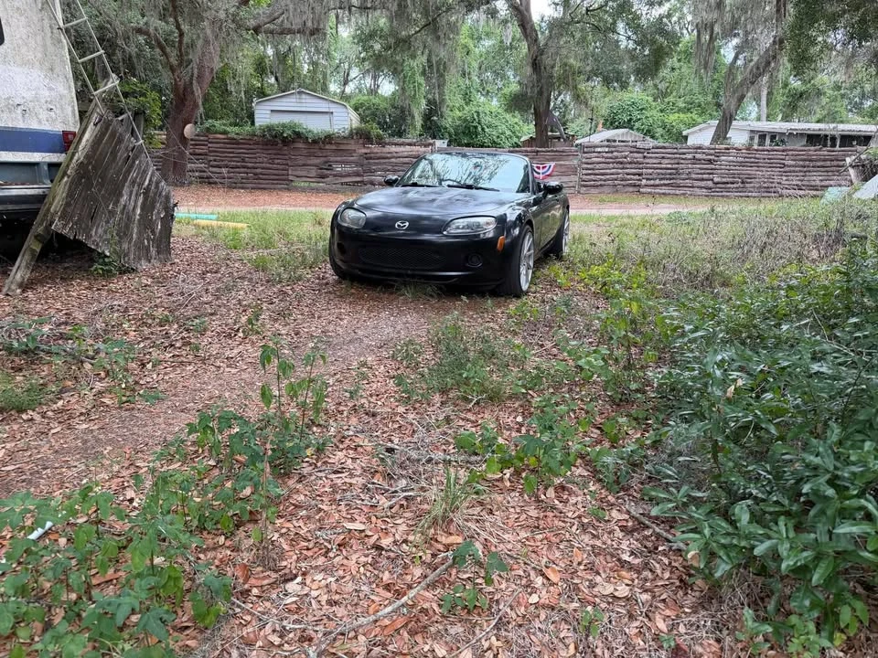 2006 Mazda NC MX-5 Miata - Image 10 of 10