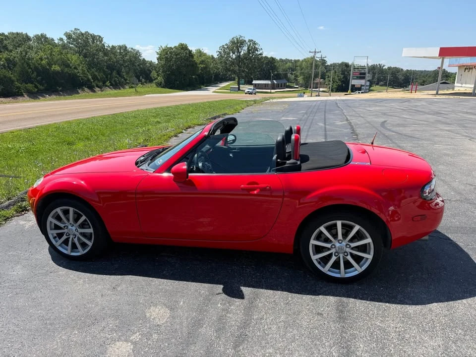 2006 Mazda NC MX-5 Miata - Image 2 of 12