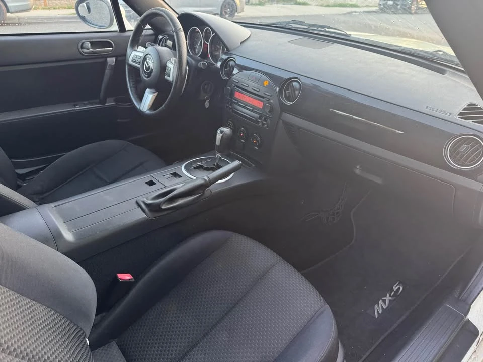 2006 Mazda NC MX-5 Miata - Image 6 of 8
