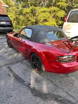 2006 Mazda MX-5 Club Convertible 2D