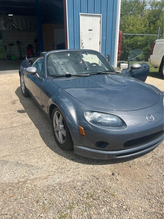 2006 Mazda NC MX-5 Miata - Image 4 of 5