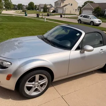 2006 Mazda MX-5 Club Spec Convertible 2D
