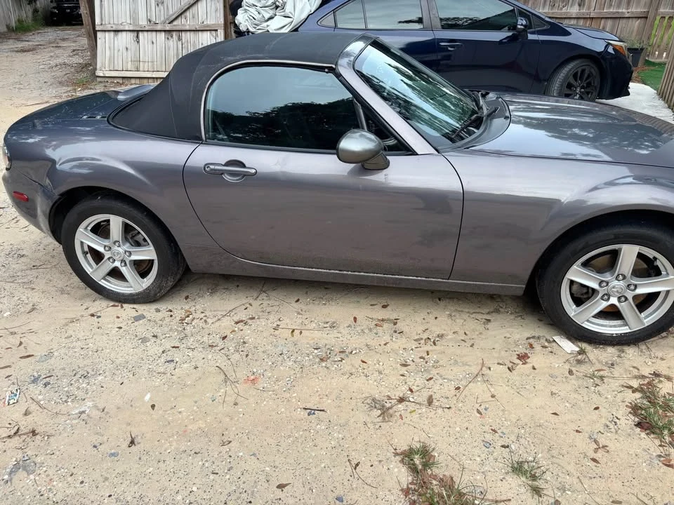 2006 Mazda NC MX-5 Miata - Image 2 of 16