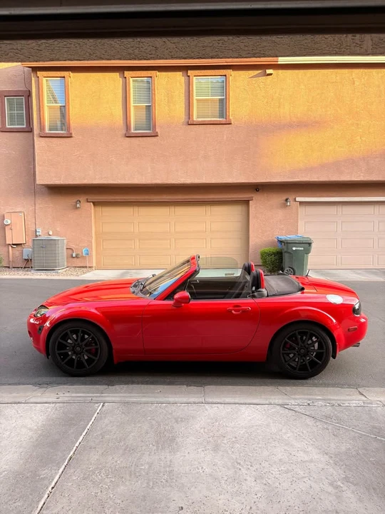 2006 Mazda NC MX-5 Miata - Image 8 of 16