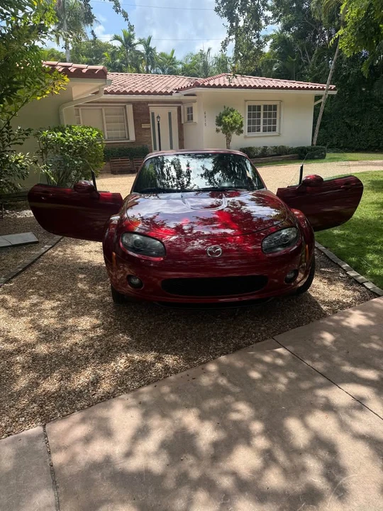 2006 Mazda NC MX-5 Miata - Image 2 of 17