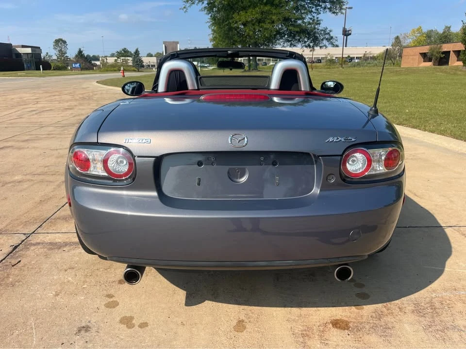2006 Mazda NC MX-5 Miata - Image 17 of 18