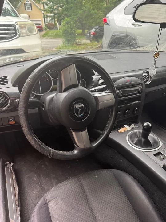 2006 Mazda NC MX-5 Miata - Image 7 of 8