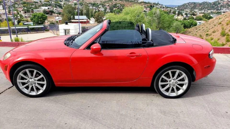 2006 Mazda NC MX-5 Miata - Image 4 of 7