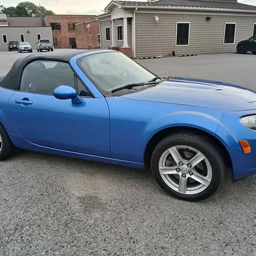 2006 Mazda MX-5 Miata Base
