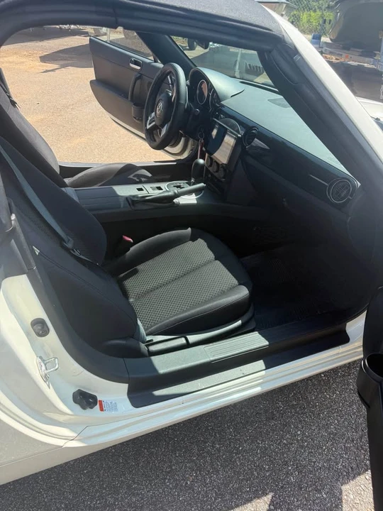2006 Mazda NC MX-5 Miata - Image 7 of 8