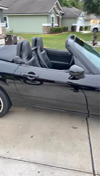 2006 Mazda MX-5 Convertible 2D