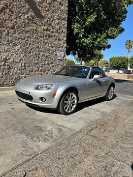 2006 Mazda MX-5 Convertible 2D