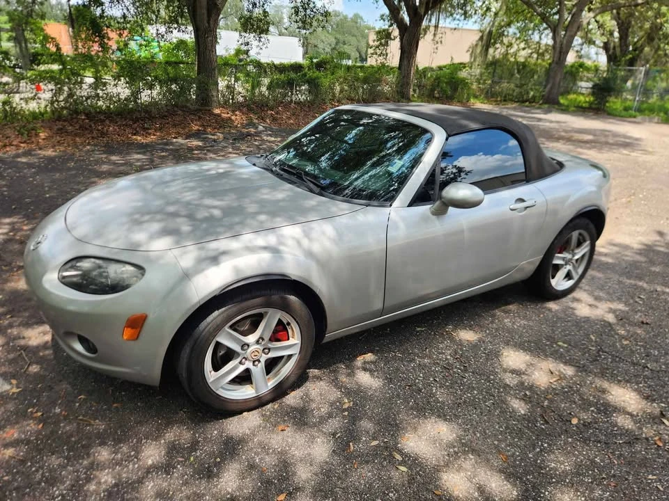 2006 Mazda NC MX-5 Miata - Image 16 of 20