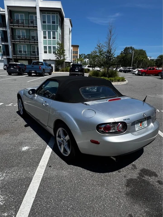 2006 Mazda NC MX-5 Miata - Image 6 of 12