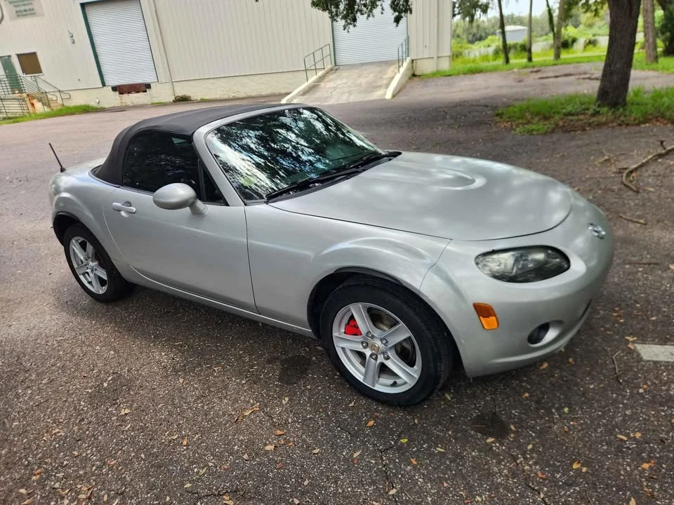 2006 Mazda NC MX-5 Miata - Image 12 of 20