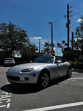 2006 Mazda MX-5 Convertible 2D