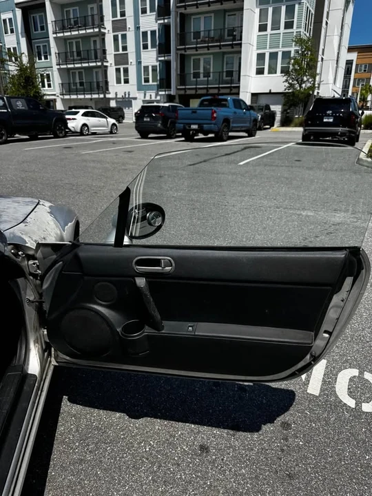 2006 Mazda NC MX-5 Miata - Image 11 of 12