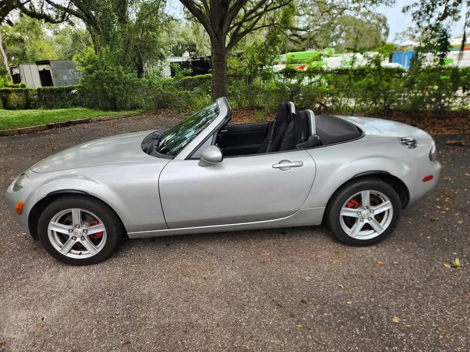 2006 Mazda NC MX-5 Miata - Image 7 of 20