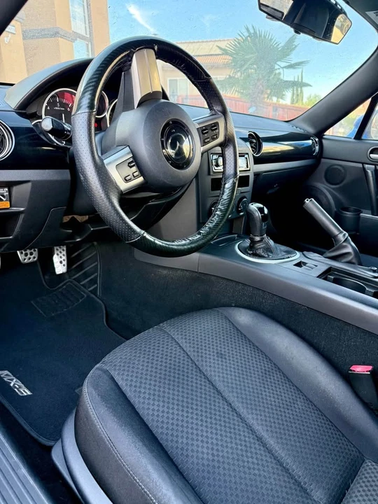 2006 Mazda NC MX-5 Miata - Image 5 of 9