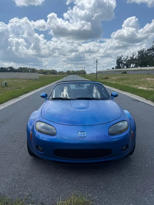 2006 Mazda NC MX-5 Miata - Image 5 of 10
