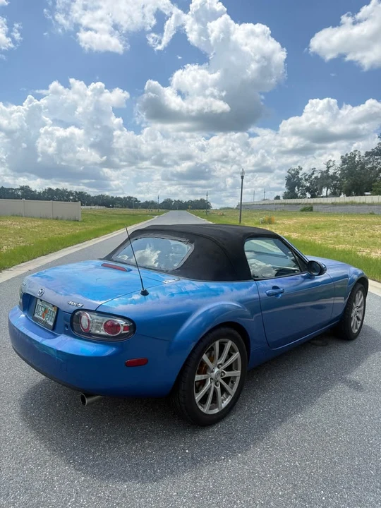 2006 Mazda NC MX-5 Miata - Image 3 of 10