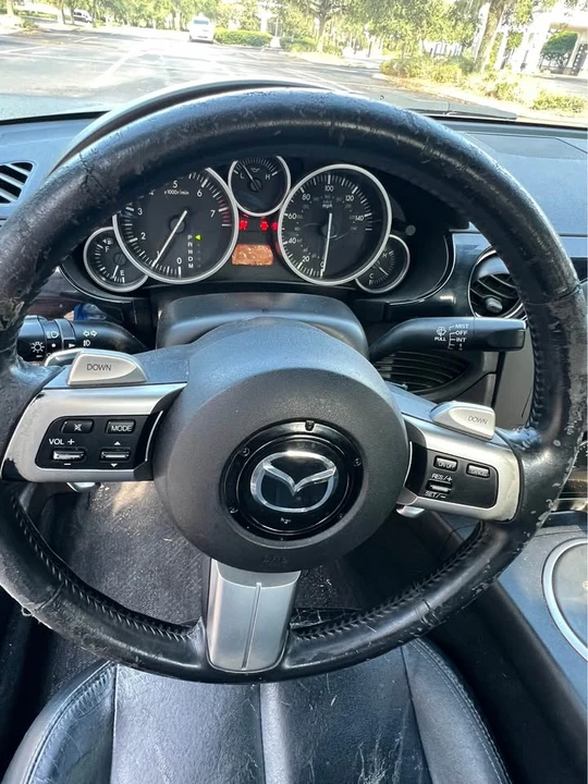 2006 Mazda NC MX-5 Miata - Image 9 of 10