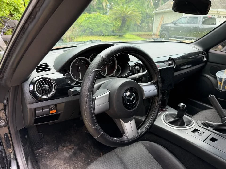 2006 Mazda NC MX-5 Miata - Image 3 of 8