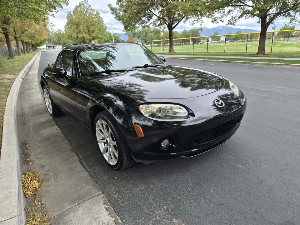 2006 Mazda NC MX-5 Miata - Image 2 of 10
