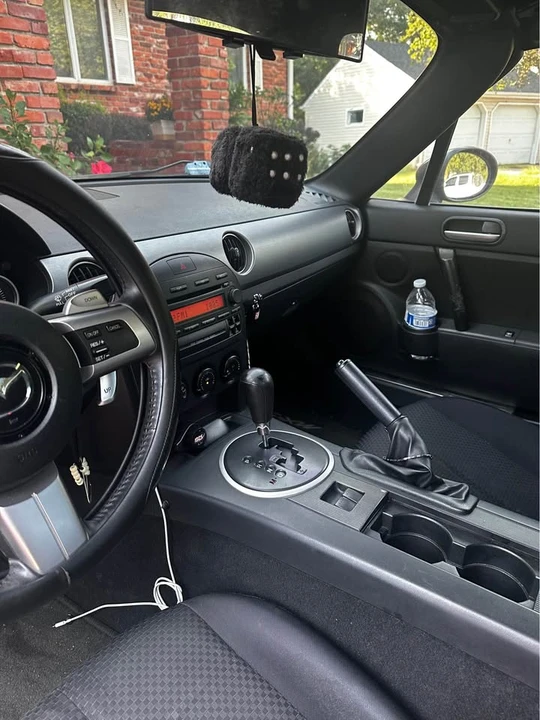 2006 Mazda NC MX-5 Miata - Image 6 of 7