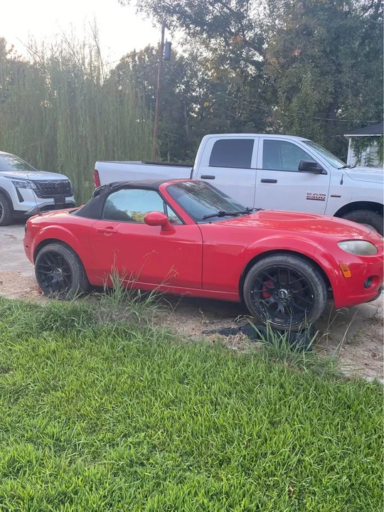 2006 Mazda NC MX-5 Miata - Image 4 of 9