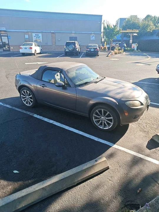 2006 Mazda NC MX-5 Miata - Image 2 of 7