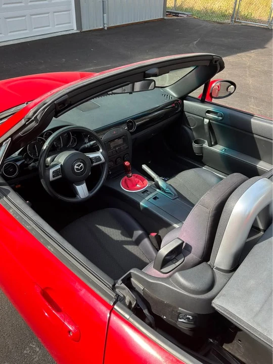 2006 Mazda NC MX-5 Miata - Image 2 of 6