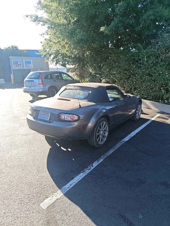 2006 Mazda NC MX-5 Miata - Image 3 of 7