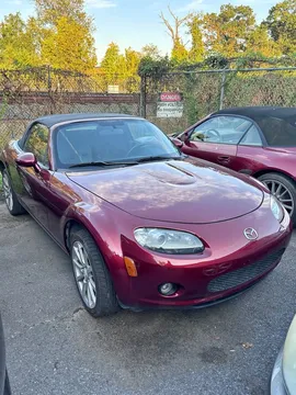 2006 Mazda MX-5 Convertible 2D