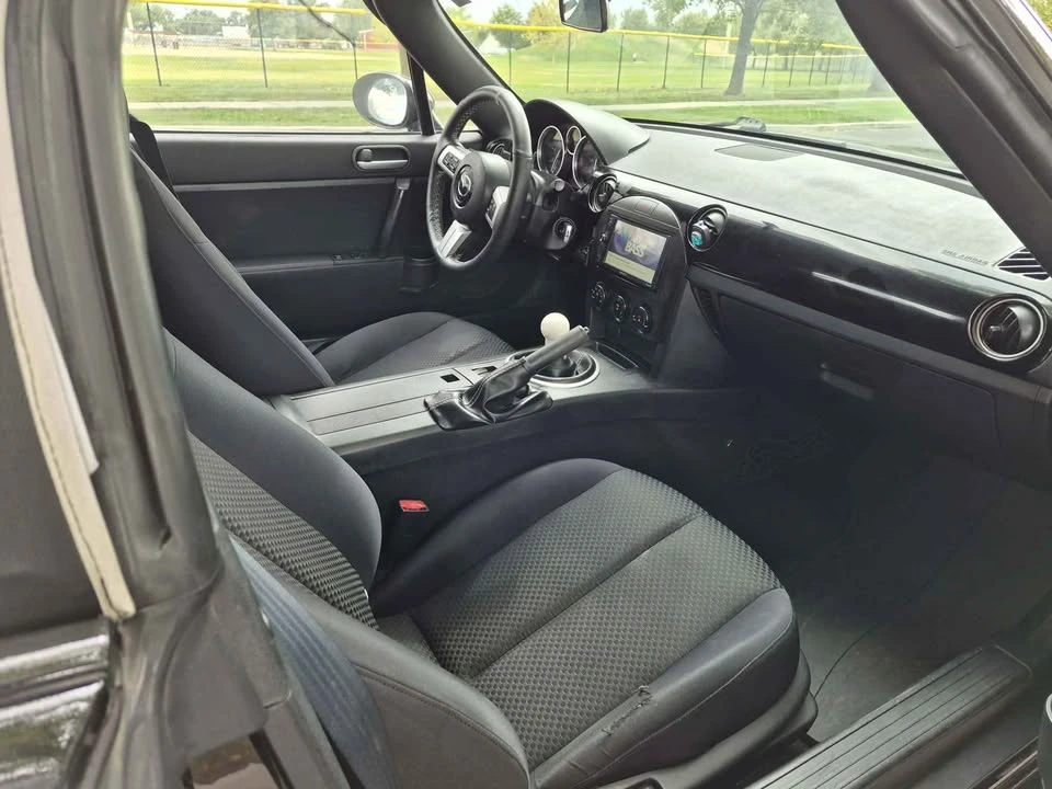 2006 Mazda NC MX-5 Miata - Image 9 of 10