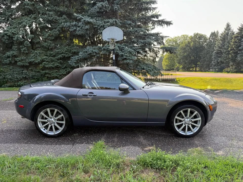 2006 Mazda NC MX-5 Miata - Image 4 of 14