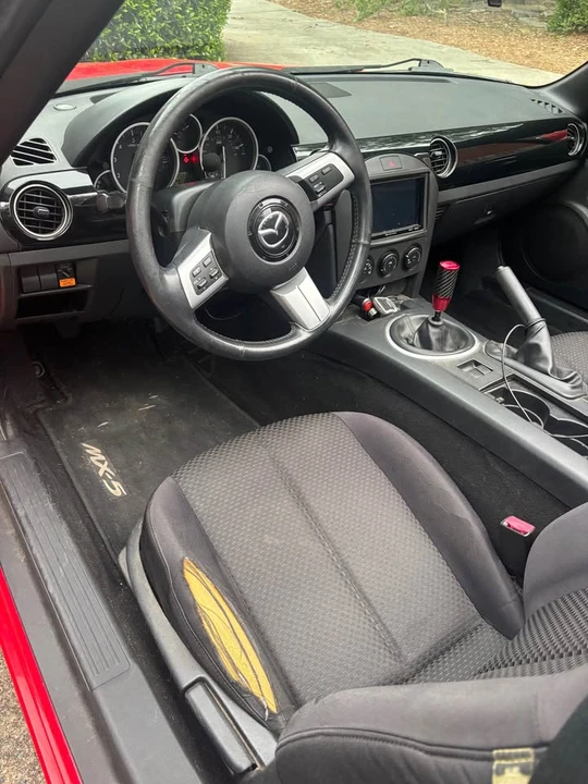 2006 Mazda NC MX-5 Miata - Image 16 of 20