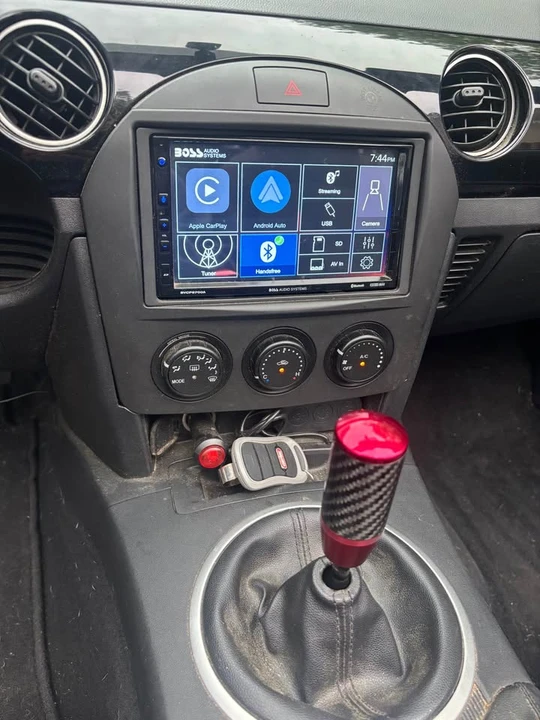 2006 Mazda NC MX-5 Miata - Image 18 of 20