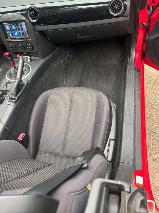 2006 Mazda NC MX-5 Miata - Image 19 of 20