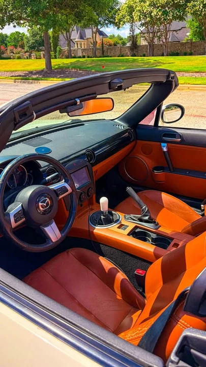 2006 Mazda NC MX-5 Miata - Image 11 of 19