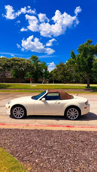 2006 Mazda NC MX-5 Miata - Image 10 of 19